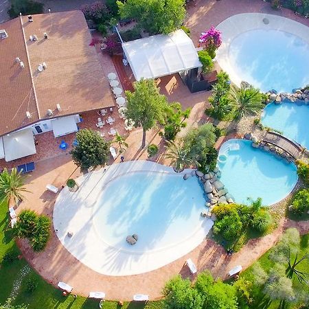 Camping Villaggio L'Ultima Spiaggia บารีซาร์โด ภายนอก รูปภาพ