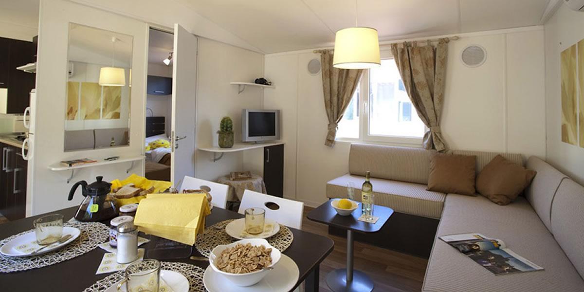 Camping Villaggio L'Ultima Spiaggia บารีซาร์โด ภายนอก รูปภาพ